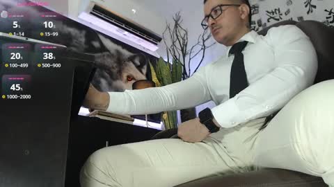 randylukehot online show from 12.13.24