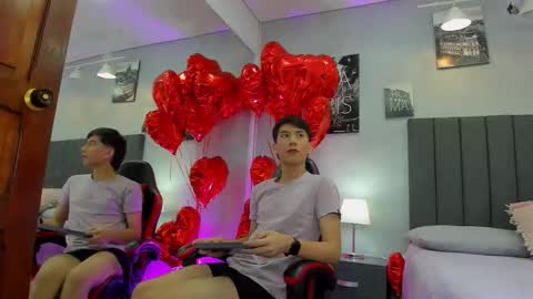 Raphael Nyon online show from 02.24.26