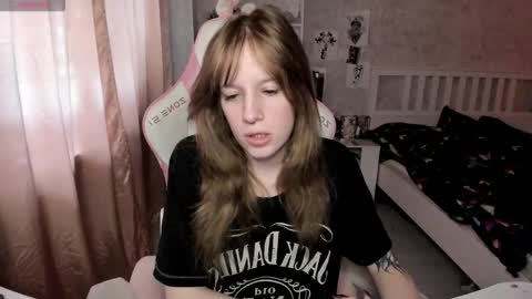 Snapshot of rapunzel_cute chatting on 02.28.26 Rapunzel online show from 02.28.26