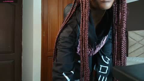 Raquel online show from 01.30.25