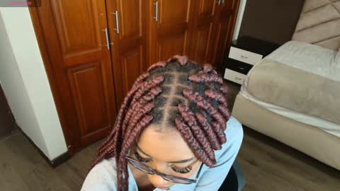 Raquel online show from 01.31.25