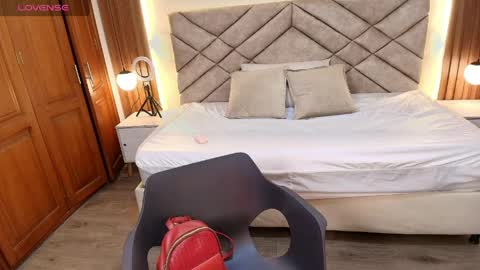 Raquel online show from 03.31.26