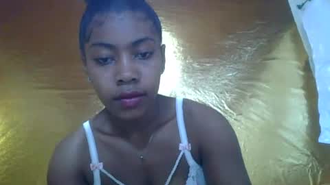 Snapshot of rasoaa chatting on 06.13.26 Rasoaa online show from 06.13.26