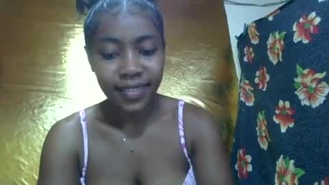 Snapshot of rasoaa chatting on 06.25.26 Rasoaa online show from 06.25.26