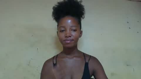 Snapshot of rasoanirinaa chatting on 02.21.26 rasoanirinaa online show from 02.21.26