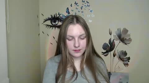 Snapshot of raspberry0101 chatting on 12.18.24 raspberry0101 online show from 12.18.24