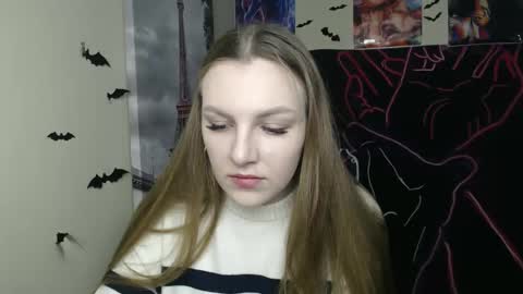 Snapshot of raspberry0101 chatting on 11.04.25 raspberry0101 online show from 11.04.25