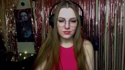 Snapshot of raspberry0101 chatting on 11.29.25 raspberry0101 online show from 11.29.25