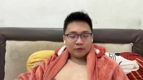 Snapshot of ratedepic17 chatting on 03.07.25 randomnaut online show from 03.07.25