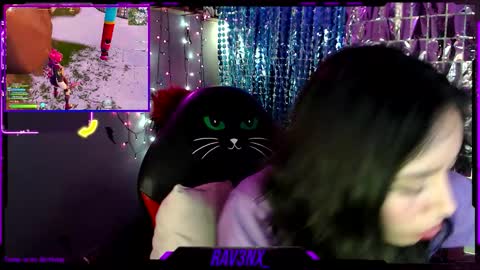 Snapshot of rav3nx_ chatting on 01.18.26 online show from 01.18.26