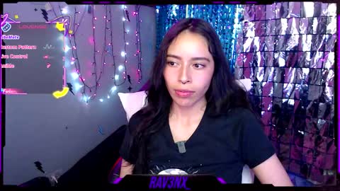 Snapshot of rav3nx_ chatting on 02.12.26 online show from 02.12.26