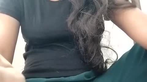 rava_sexy online show from 10.04.25