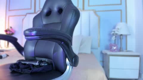 Snapshot of raven_jade_ chatting on 09.09.25 raven_jade_ online show from 09.09.25