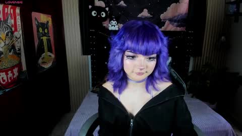 ravencollen online show from 04.07.26