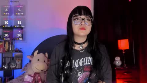 Snapshot of ravendark_666 chatting on 03.18.26 Raven online show from 03.18.26