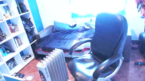 ravingr3d3 online show from 02.17.25