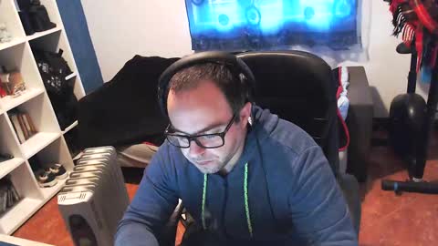 ravingr3d3 online show from 02.19.25