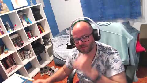 Snapshot of ravingr3d3 chatting on 04.16.26 ravingr3d3 online show from 04.16.26