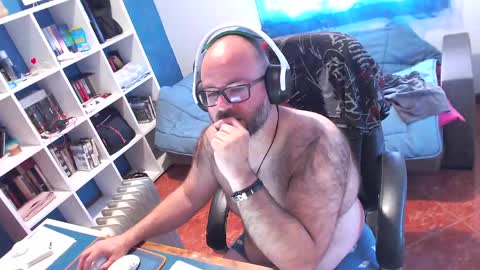 Snapshot of ravingr3d3 chatting on 04.20.26 ravingr3d3 online show from 04.20.26