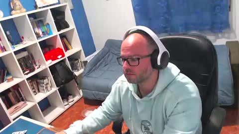 Snapshot of ravingr3d3 chatting on 05.03.26 ravingr3d3 online show from 05.03.26