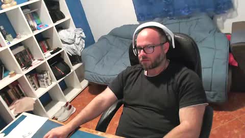 Snapshot of ravingr3d3 chatting on 05.17.26 ravingr3d3 online show from 05.17.26