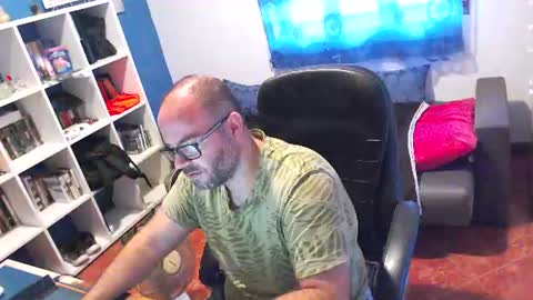 Snapshot of ravingr3d3 chatting on 06.30.26 ravingr3d3 online show from 06.30.26