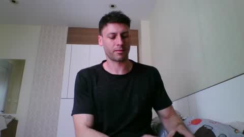 Snapshot of rawdr3 chatting on 06.28.26 rawdr3 online show from 06.28.26