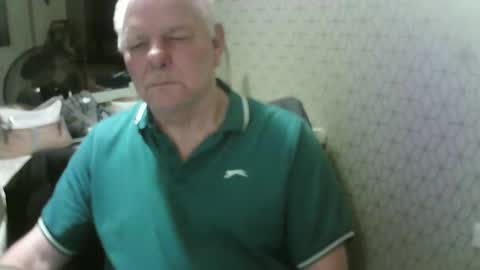 Snapshot of ray47 chatting on 09.09.25 ray47 online show from 09.09.25