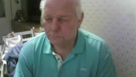 Snapshot of ray47 chatting on 09.23.25 ray47 online show from 09.23.25