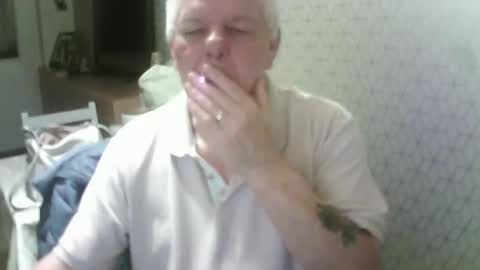 Snapshot of ray47 chatting on 10.08.25 ray47 online show from 10.08.25