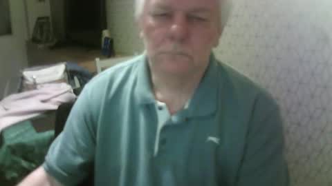 Snapshot of ray47 chatting on 11.18.25 ray47 online show from 11.18.25