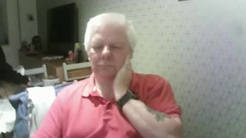 Snapshot of ray47 chatting on 11.26.25 ray47 online show from 11.26.25