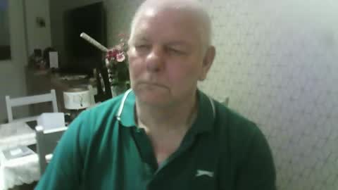 Snapshot of ray47 chatting on 12.17.25 ray47 online show from 12.17.25