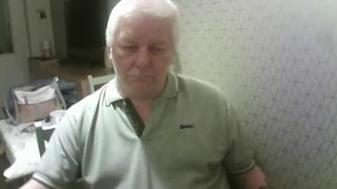 Snapshot of ray47 chatting on 02.11.26 ray47 online show from 02.11.26