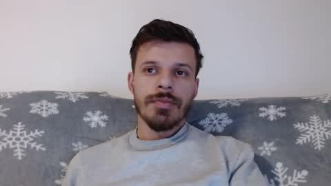 Snapshot of rayann27 chatting on 12.16.24 rayan online show from 12.16.24