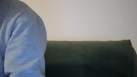 Snapshot of rayann27 chatting on 05.17.26 rayan online show from 05.17.26