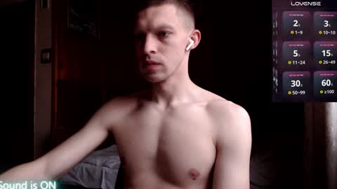 Snapshot of raylonn chatting on 12.25.24 Ray online show from 12.25.24