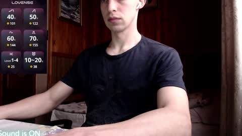 Snapshot of raylonn chatting on 02.01.25 Ray online show from 02.01.25