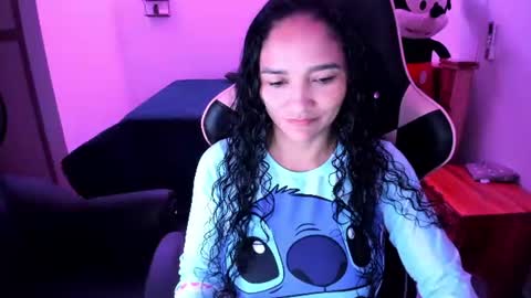 Snapshot of rayza_mature_ chatting on 07.09.26 Danna online show from 07.09.26