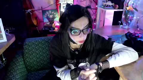 Snapshot of raziel_haze chatting on 12.02.24 Yrriel Strife Candy-Demon Caveboy mr. Cringe online show from 12.02.24