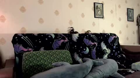 Snapshot of raziel_haze chatting on 03.01.25 Yrriel Strife Candy-Demon Caveboy mr. Cringe online show from 03.01.25