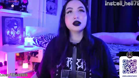 My kittensIm on vacation until July 25th. You can join the fan club  free content  online show from 10.24.25