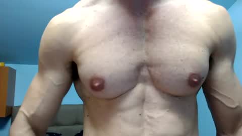 Snapshot of razorramon13 chatting on 06.19.26 razorramon13 online show from 06.19.26