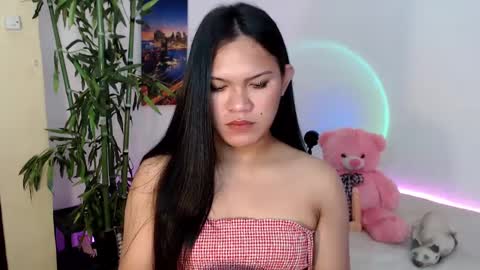 Snapshot of ready2care4youbabe chatting on 03.07.25 Beth online show from 03.07.25