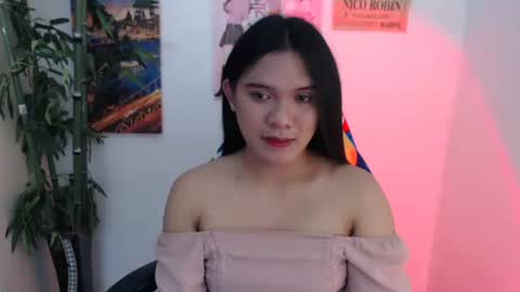 Snapshot of ready2care4youbabe chatting on 10.25.25 Beth online show from 10.25.25