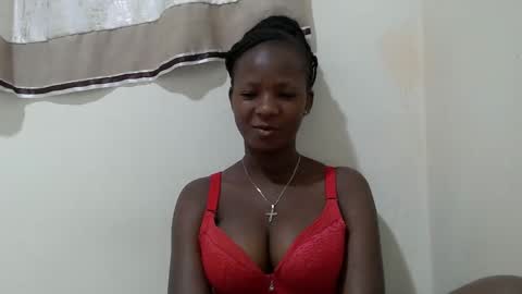 queen online show from 12.15.25