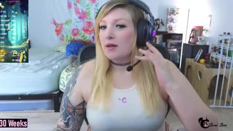 Snapshot of realsamisins chatting on 12.02.25 Snap - RealSamiSins online show from 12.02.25