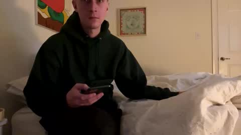 Snapshot of reasonablycurious chatting on 03.03.26 reasonablycurious online show from 03.03.26