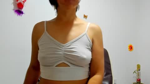 Rebbeca online show from 12.25.24