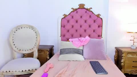 Rebeca Whatsson online show from 03.05.25